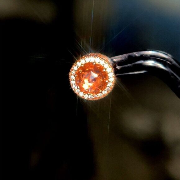 Pandora Rose Radiant Hearts Charm - Picture 5 of 7